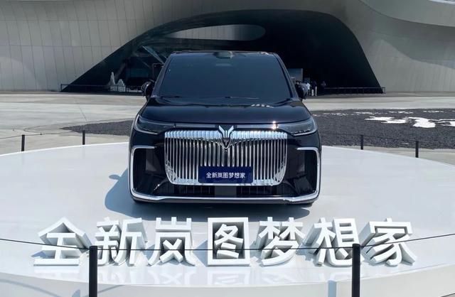 嵐圖夢想家成中高端新能源MPV標桿，11月破萬臺-有駕