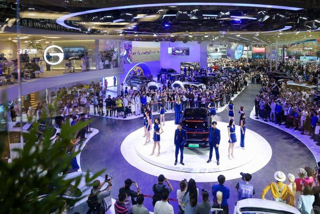 廣州車展新能源汽車，傳祺S7與傳祺E9超級快充版續航新境界-有駕