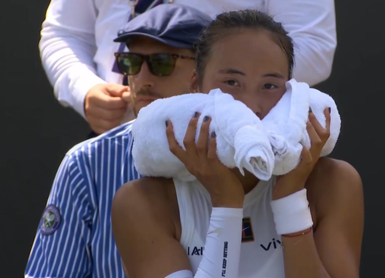 鄭欽文點(diǎn)出溫網(wǎng)輸球原因扎心,透露比賽延期是西尼亞科娃不想比賽