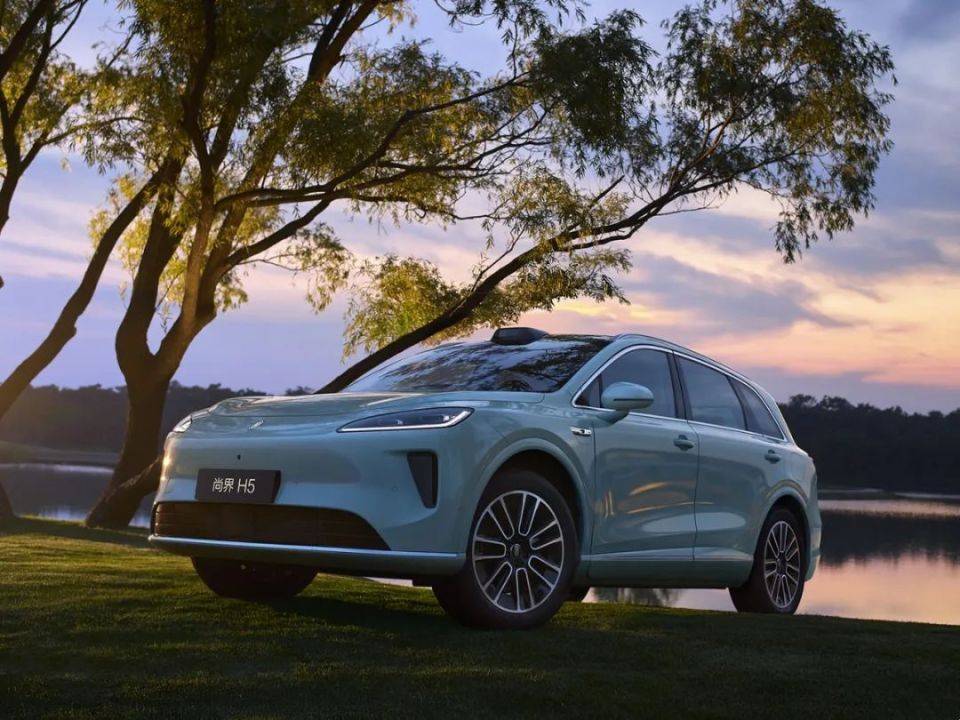 余承東開心了,鴻蒙智行入門車型尚界H5