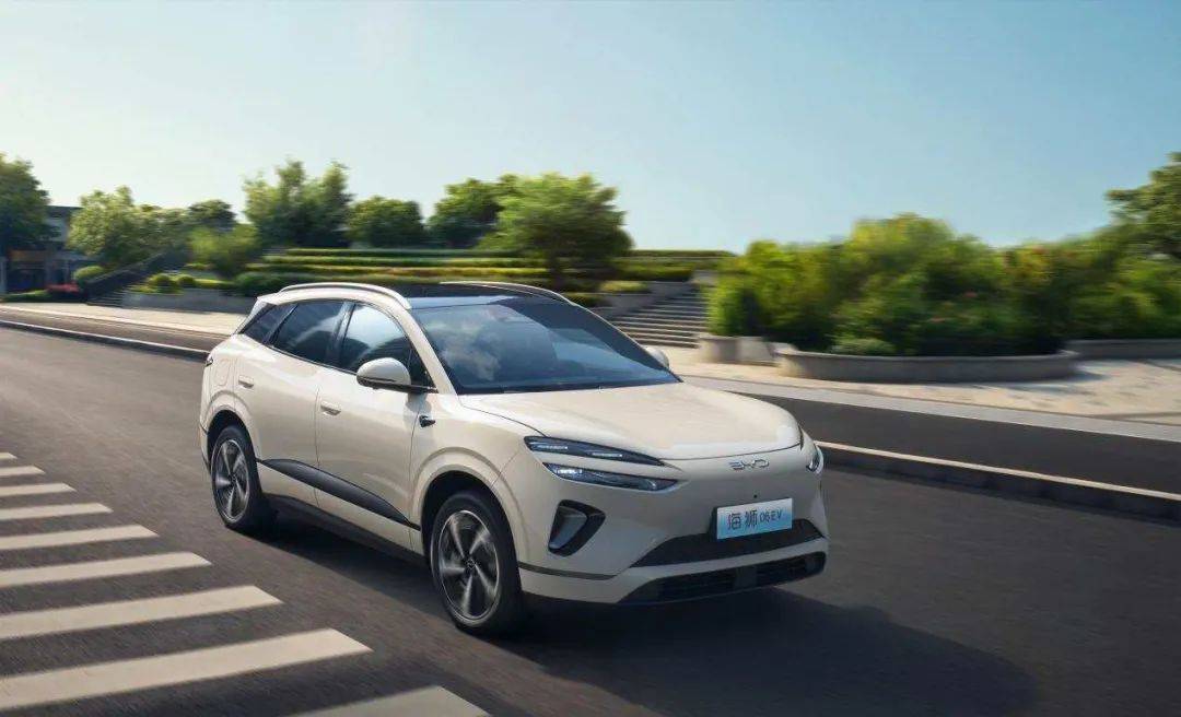 比亞迪“小唐L”上市,13萬標配云輦C系統